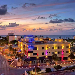 https://the-cove-condo-hotel-palm-beach-strip.comcaribbean.com